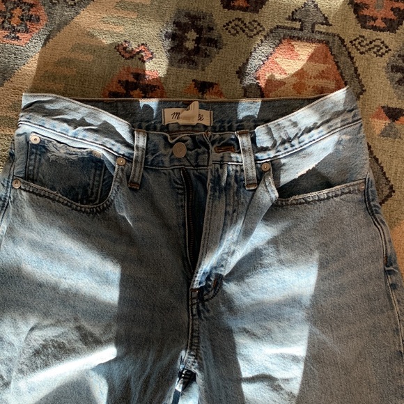 Madewell Straight Leg Jean - Picture 2 of 5